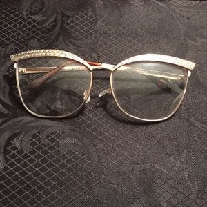 Eyeglasses